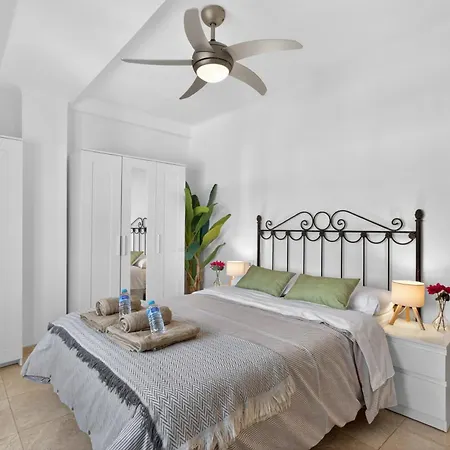 Altavista Capuchinos 84 - 3 Bedrooms דירה מאלגה